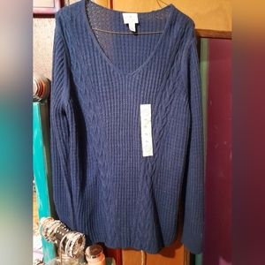 New cute sweater, hard to tell on pictures but it has some sparkle on it